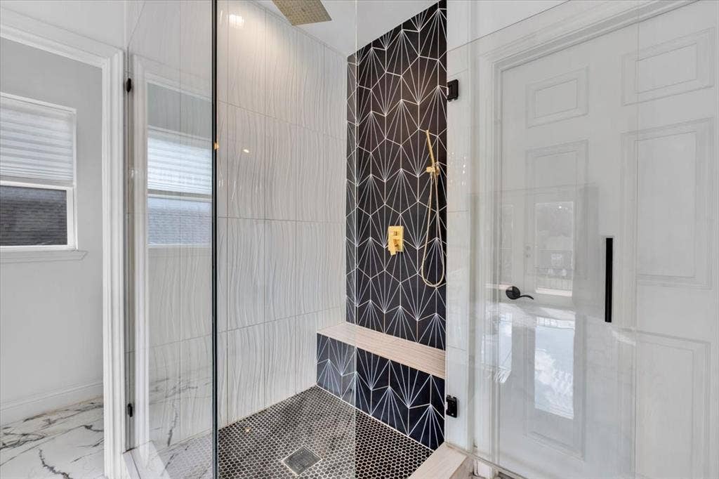 primary shower area