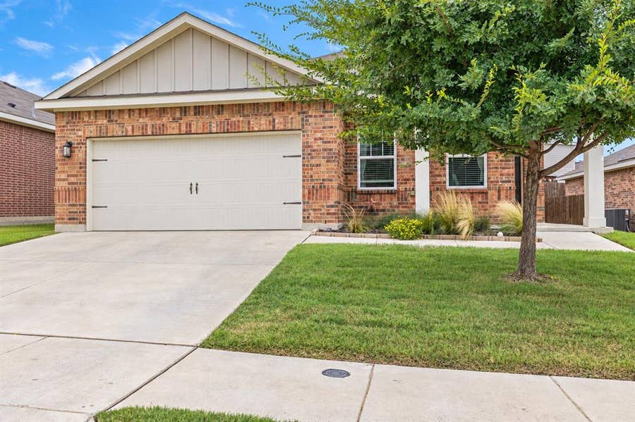 Property photo for 5332 Northfield Drive, Fort Worth, TX