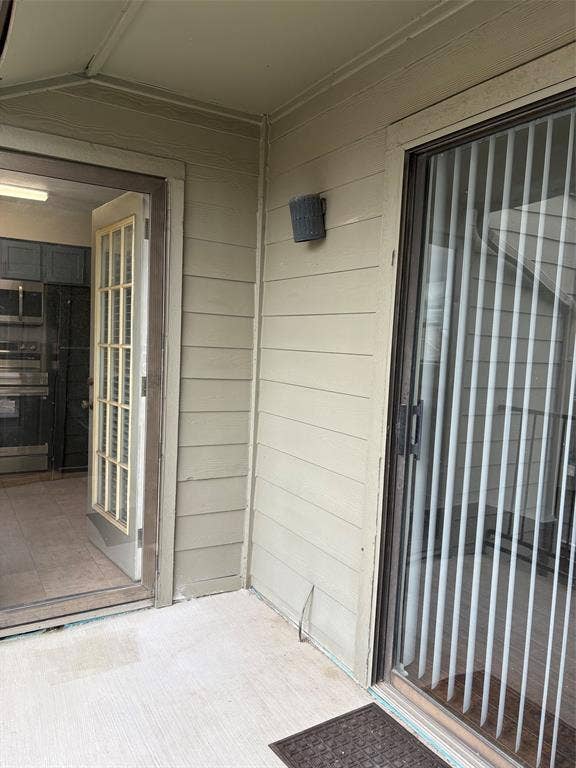 5335 BENT TREE FOREST Drive, #288, Dallas, TX 75248 5335 BENT TREE FOREST Drive, #288, Dallas, TX 75248