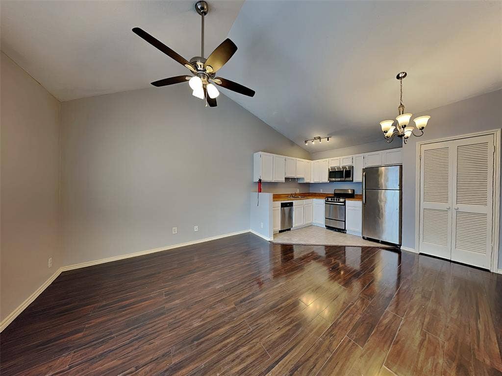 6108 Abrams, #323, Dallas, TX 75231