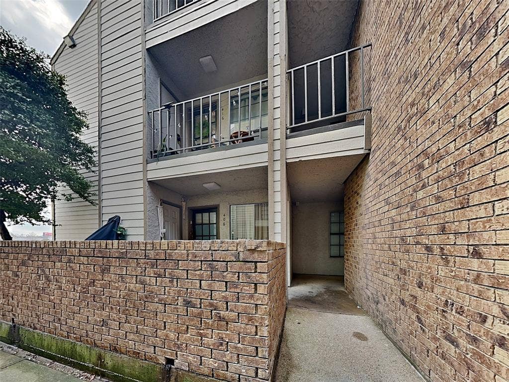 6108 Abrams, #323, Dallas, TX 75231