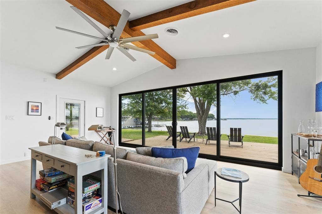 221 Edythe Dee Lane, Mabank, TX 75156 221 Edythe Dee Lane, Mabank, TX 75156