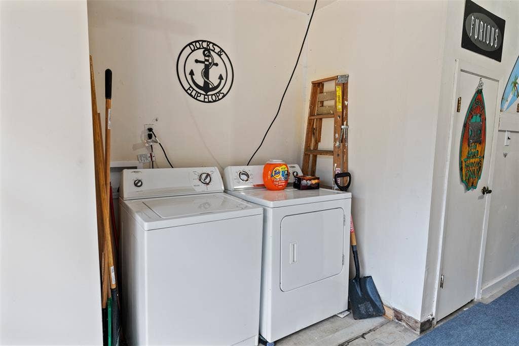 221 Edythe Dee Lane, Mabank, TX 75156 221 Edythe Dee Lane, Mabank, TX 75156