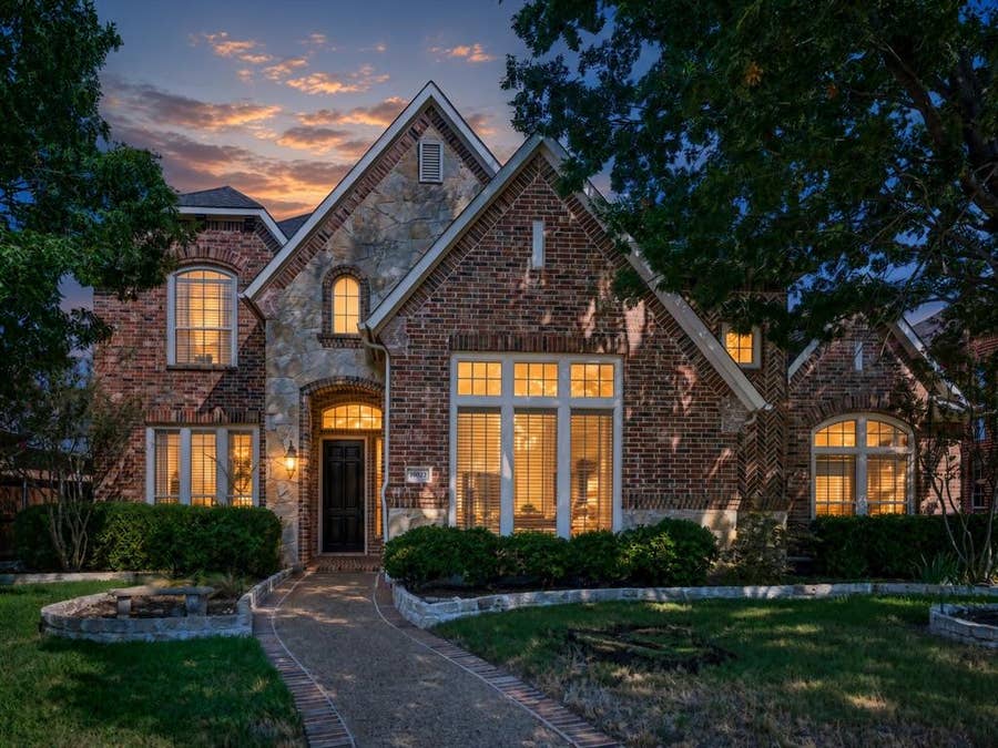 Property photo for 10222 Plainsman Lane, Frisco, TX