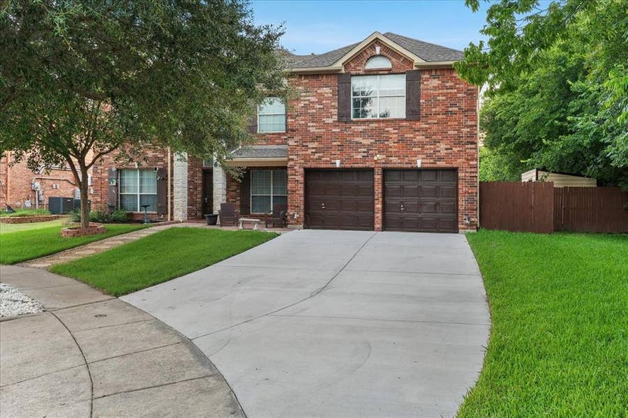 Property photo for 7 Saddlewood Court, Mansfield, TX