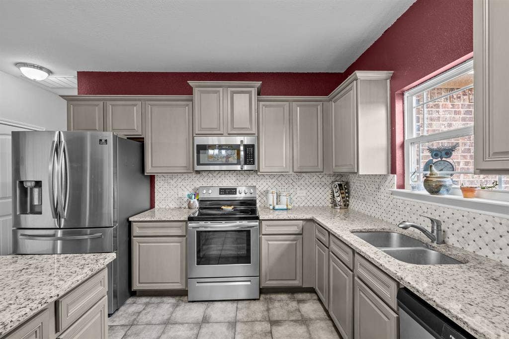 1215 River Hills Road, Stephenville, TX 76401 Kitchen