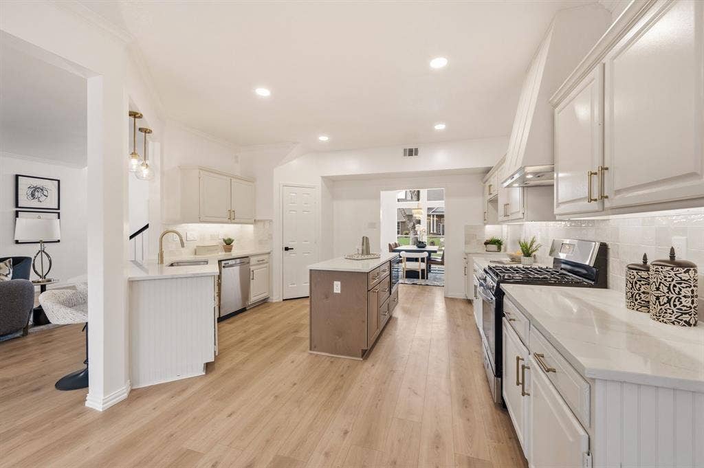 2025 Houlton Lane, Plano, TX 75025 2025 Houlton Lane, Plano, TX 75025