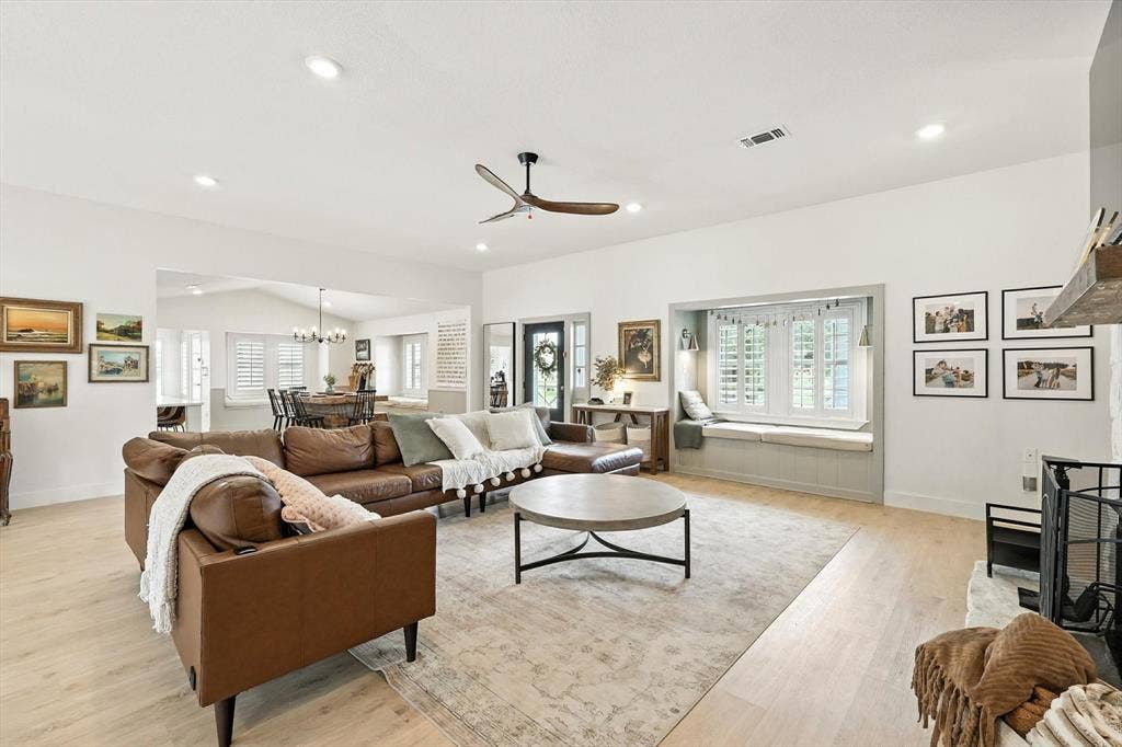 185 Quail Run Court, Decatur, TX 76234 Recessed lighting illuminating light wood-finish flooring