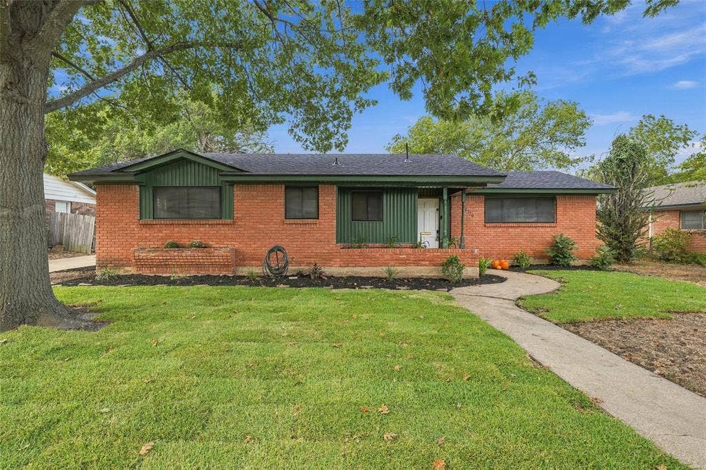 1720 Mountainview Drive, Waco, TX 76710 1720 Mountainview Drive, Waco, TX 76710