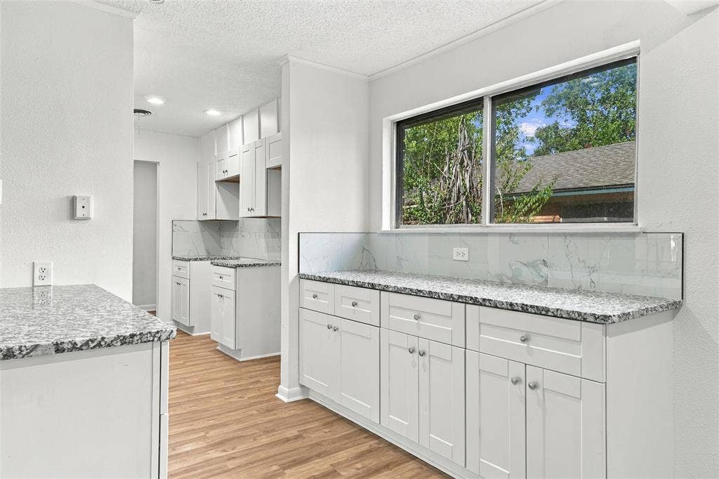 1720 Mountainview Drive, Waco, TX 76710 1720 Mountainview Drive, Waco, TX 76710