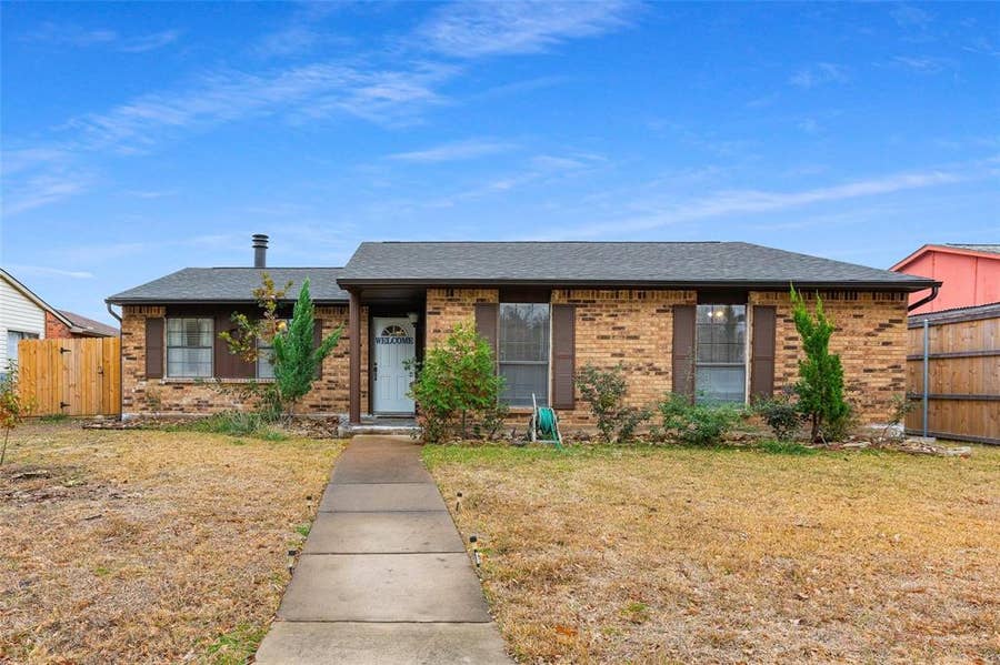 Property photo for 2110 Rose Hill Road, Carrollton, TX