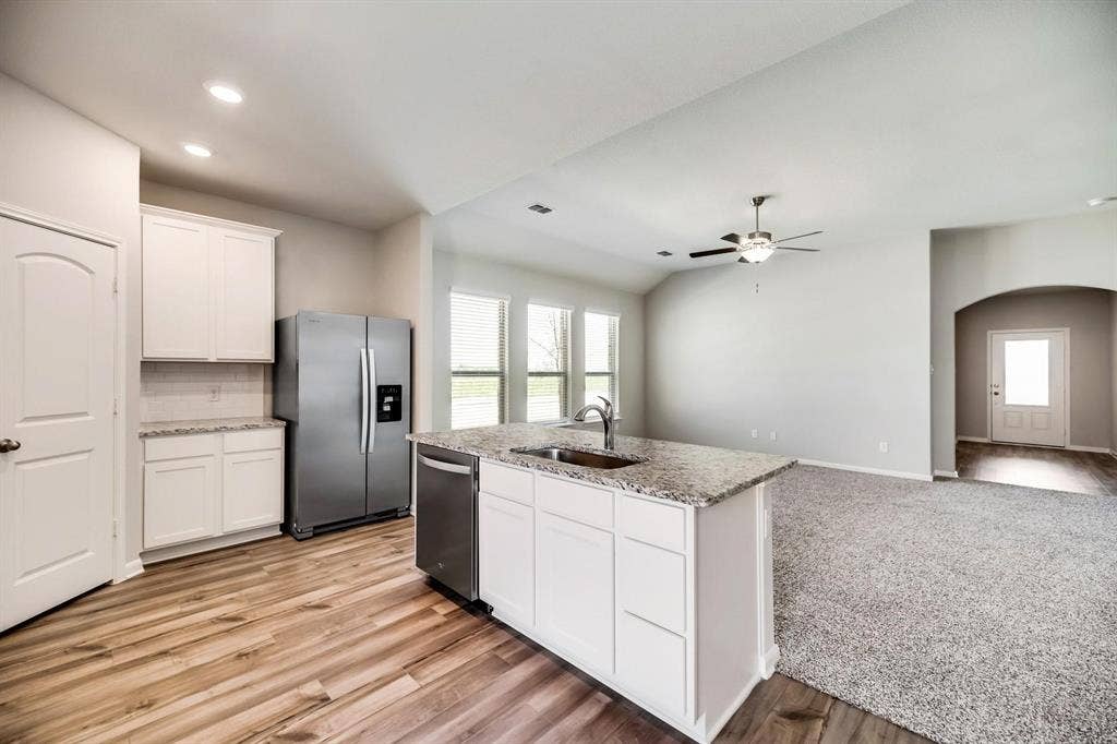 412 Harbor Oaks Drive, Anna, TX 75409