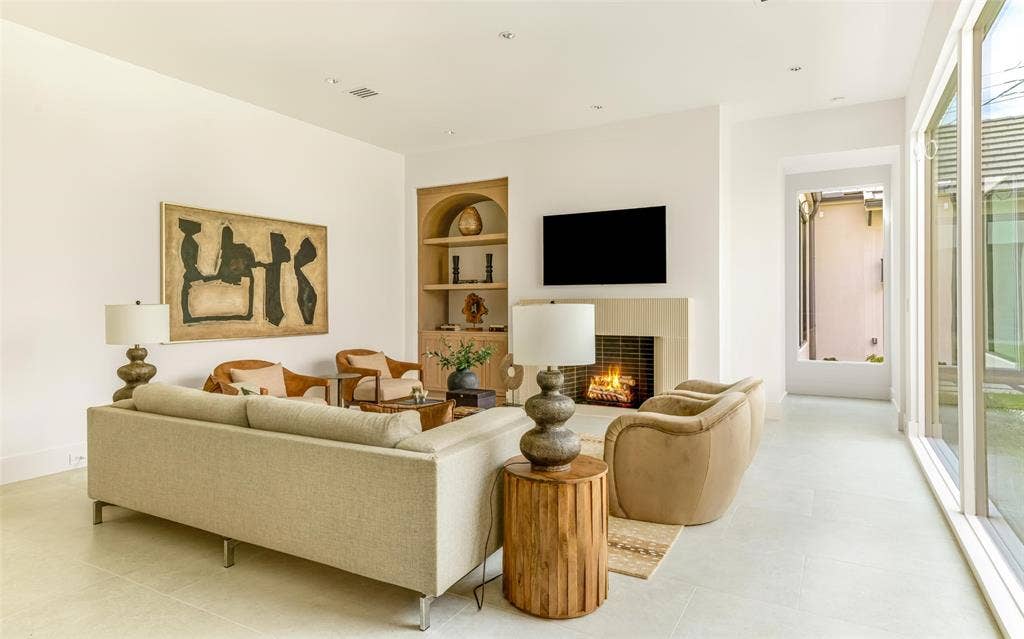 4718 W Amherst Avenue, Dallas, TX 75209 4718 W Amherst Avenue, Dallas, TX 75209