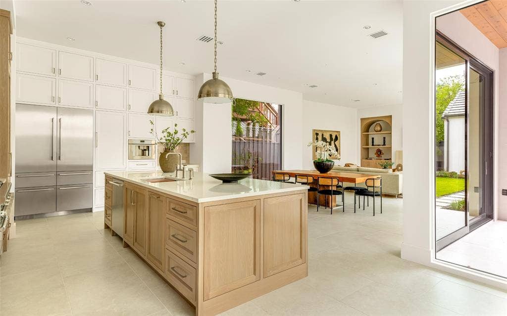 4718 W Amherst Avenue, Dallas, TX 75209 4718 W Amherst Avenue, Dallas, TX 75209