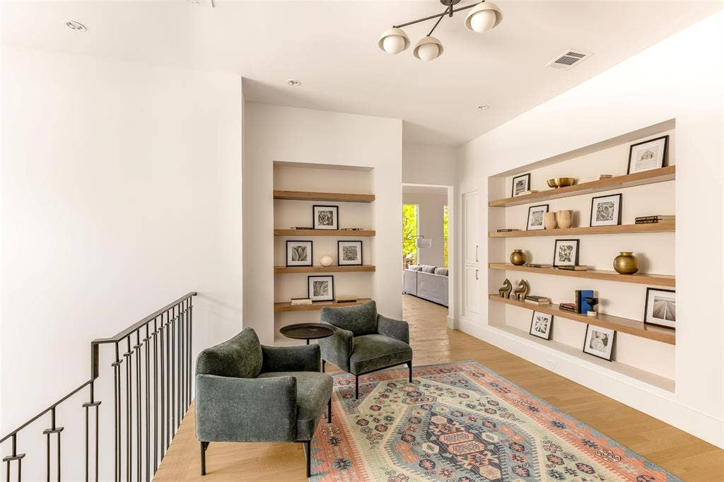 4718 W Amherst Avenue, Dallas, TX 75209 4718 W Amherst Avenue, Dallas, TX 75209