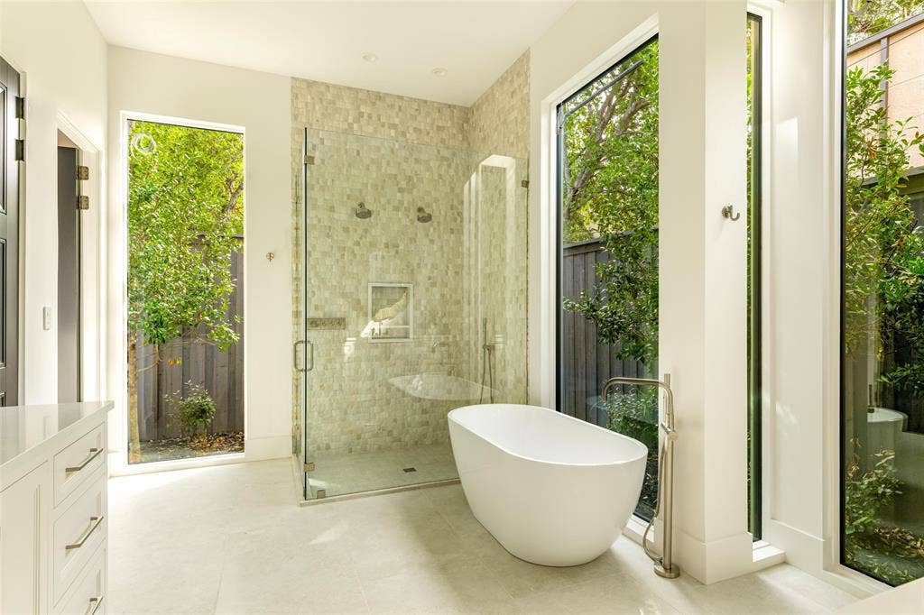 4718 W Amherst Avenue, Dallas, TX 75209 4718 W Amherst Avenue, Dallas, TX 75209