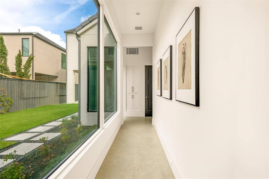 4718 W Amherst Avenue, Dallas, TX 75209 4718 W Amherst Avenue, Dallas, TX 75209