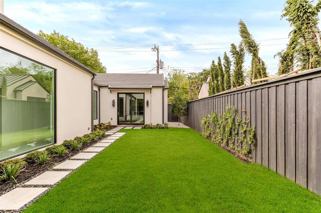 4718 W Amherst Avenue, Dallas, TX 75209 4718 W Amherst Avenue, Dallas, TX 75209