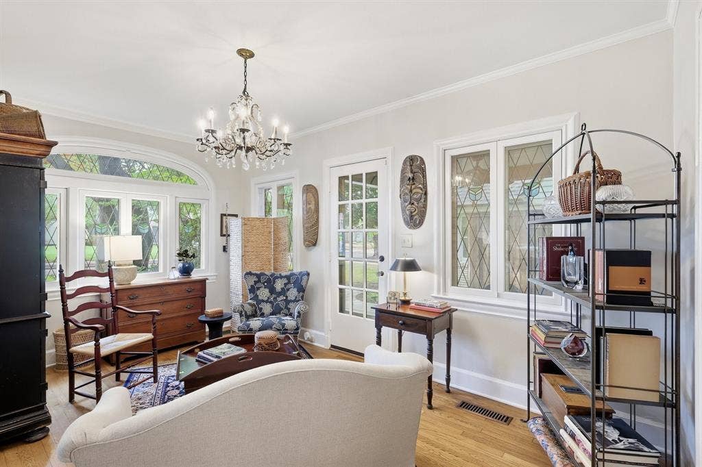 5906 Mercedes Avenue, Dallas, TX 75206