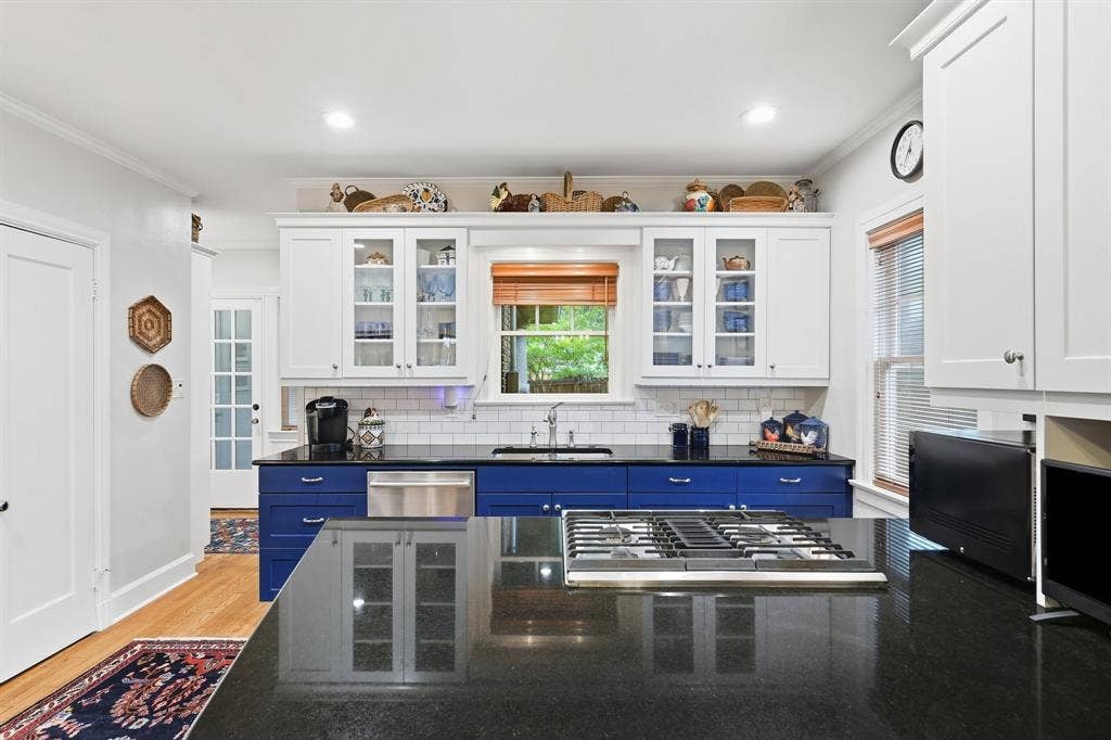 5906 Mercedes Avenue, Dallas, TX 75206
