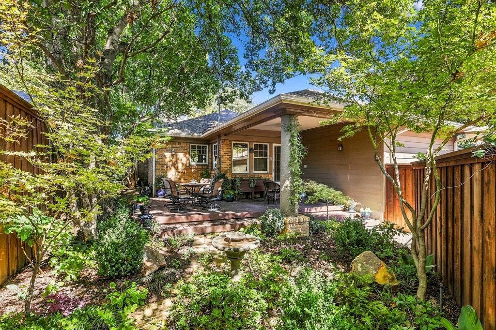 5906 Mercedes Avenue, Dallas, TX 75206