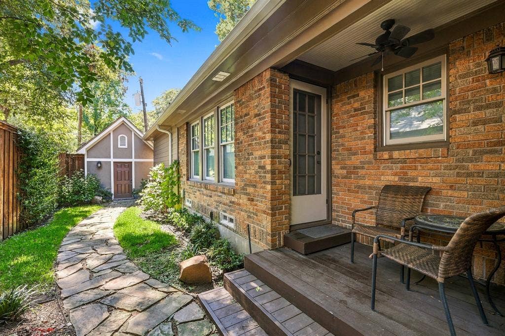 5906 Mercedes Avenue, Dallas, TX 75206