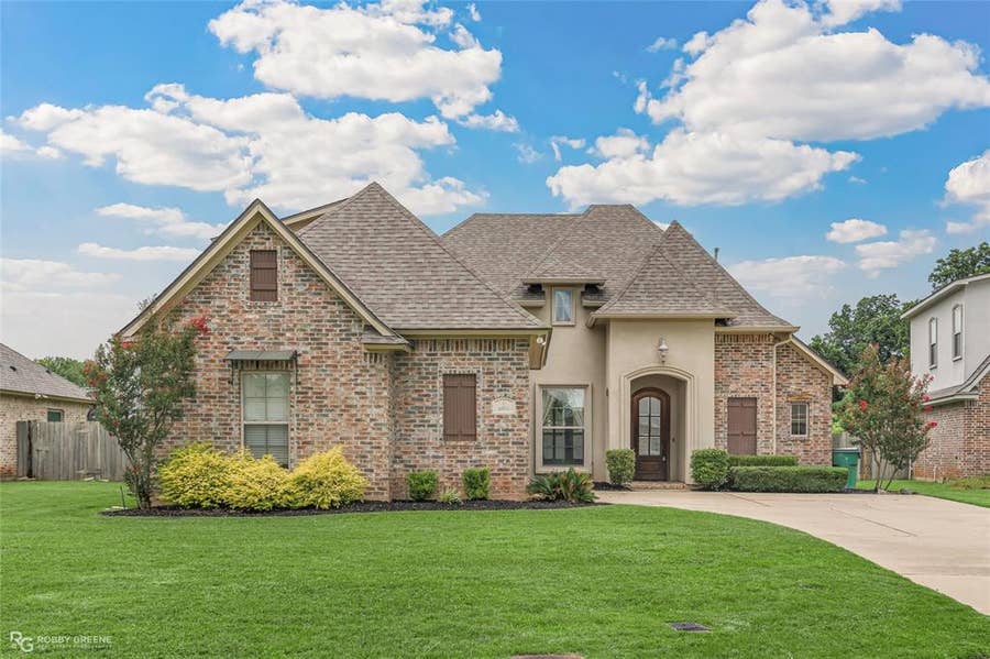Property photo for 606 Glenshire Drive, Bossier City, LA
