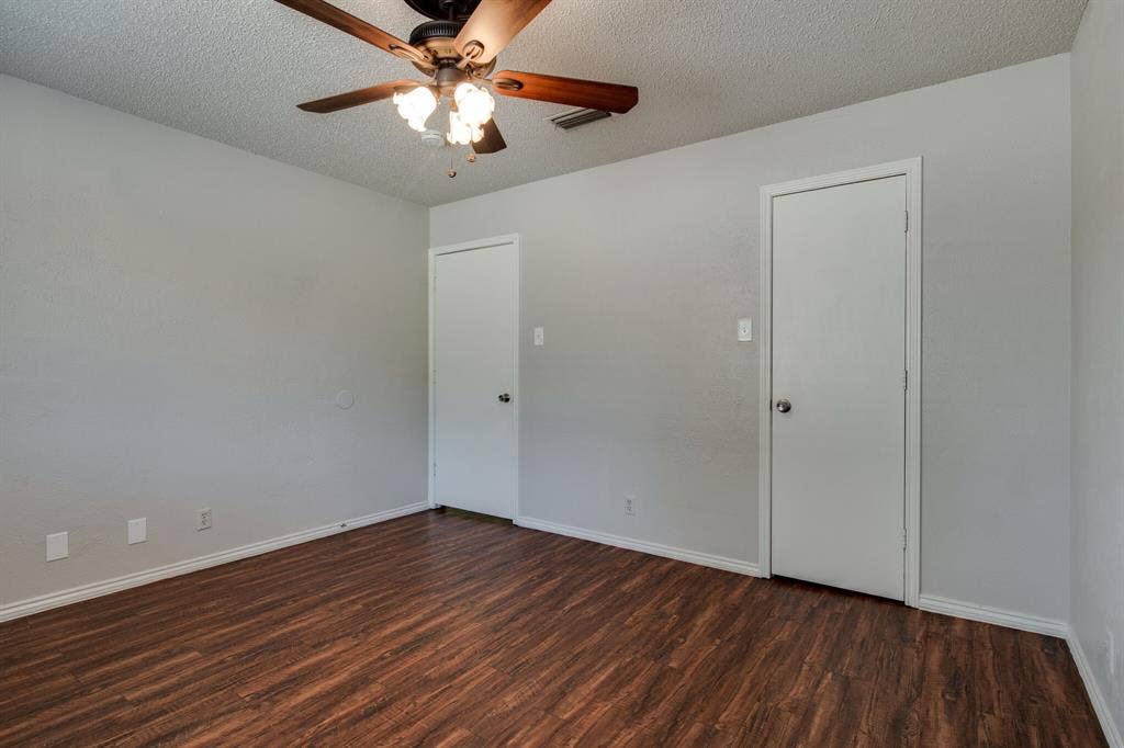 1726-1728 Stonegate Drive, Denton, TX 76205 1726-1728 Stonegate Drive, Denton, TX 76205
