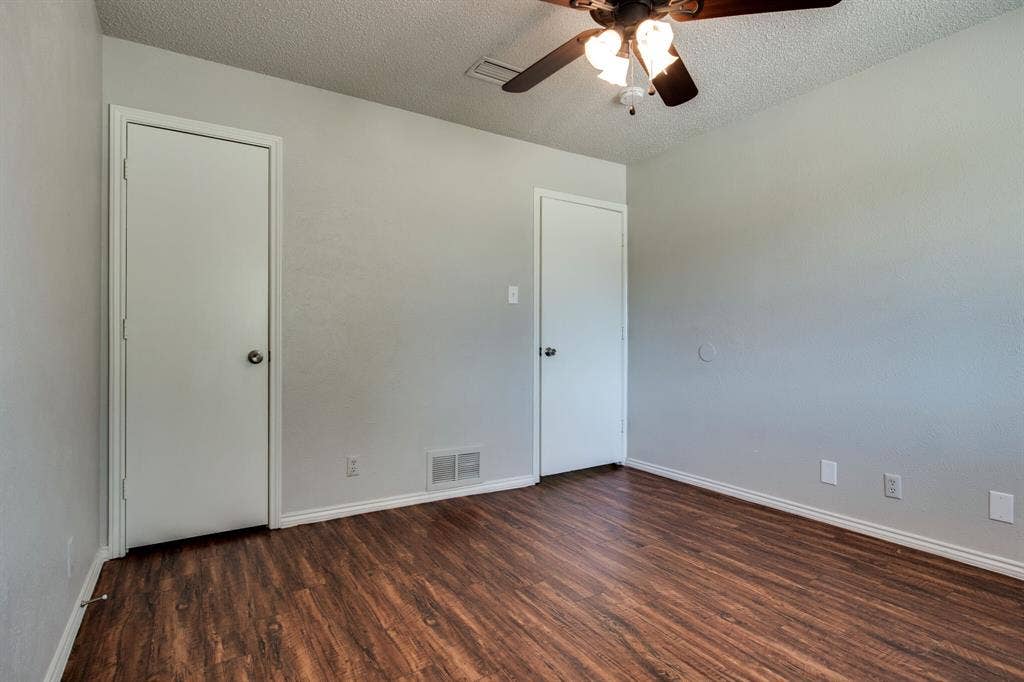 1726-1728 Stonegate Drive, Denton, TX 76205 1726-1728 Stonegate Drive, Denton, TX 76205