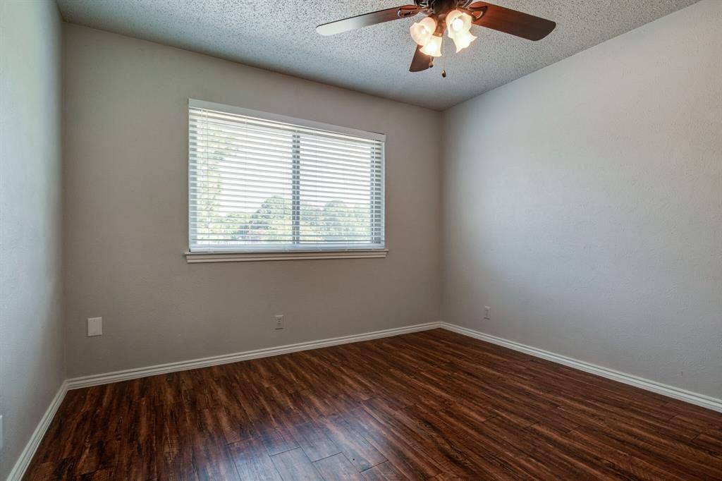 1726-1728 Stonegate Drive, Denton, TX 76205 1726-1728 Stonegate Drive, Denton, TX 76205