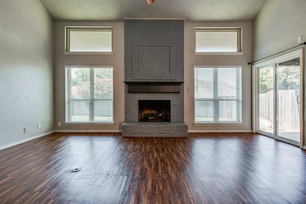 1726-1728 Stonegate Drive, Denton, TX 76205 1726-1728 Stonegate Drive, Denton, TX 76205