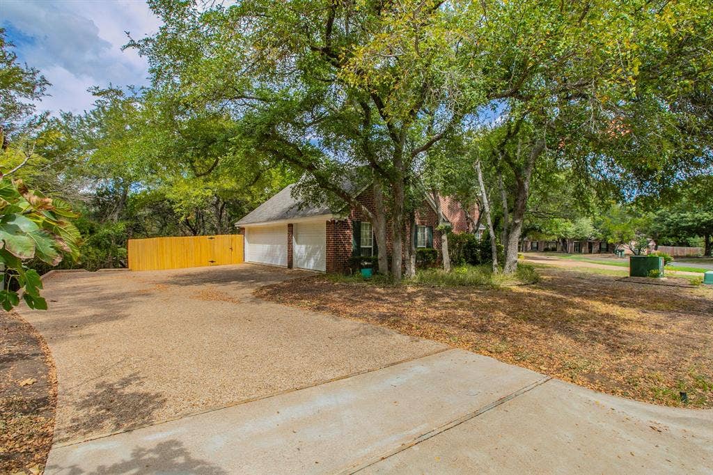 1051 Hidden Valley Court, McGregor, TX 76657 1051 Hidden Valley Court, McGregor, TX 76657