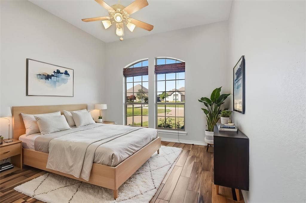 1013 Telford Trail, Crowley, TX 76036 VIRTUALLY STAGED downstairs bedroom