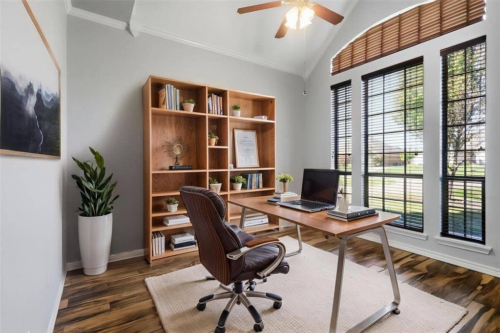 1013 Telford Trail, Crowley, TX 76036 VIRTUALLY STAGED office space