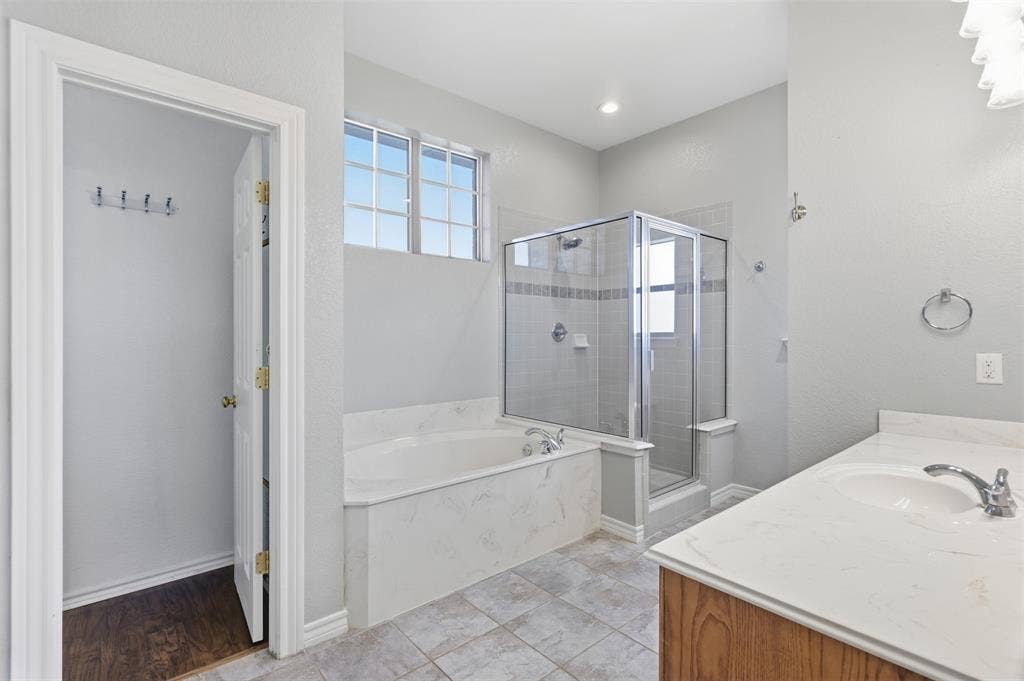 1013 Telford Trail, Crowley, TX 76036 1013 Telford Trail, Crowley, TX 76036
