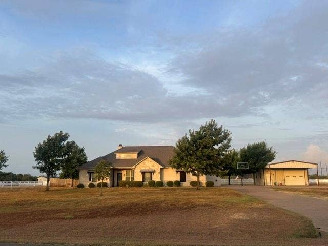 506 Casa del Rancho Road, Lorena, TX 76655 506 Casa del Rancho Road, Lorena, TX 76655