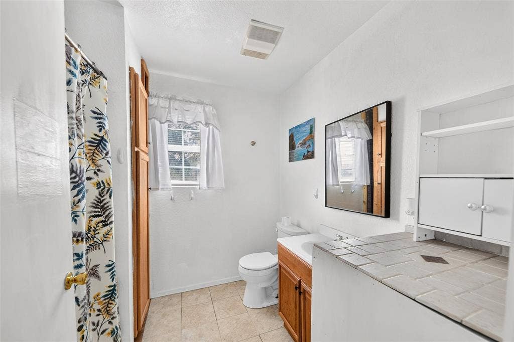 1290 County Road 3355, Paradise, TX 76073