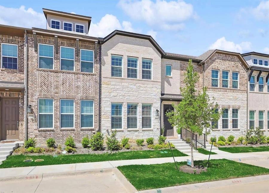 Property photo for 2221 Adena Springs Drive, Allen, TX