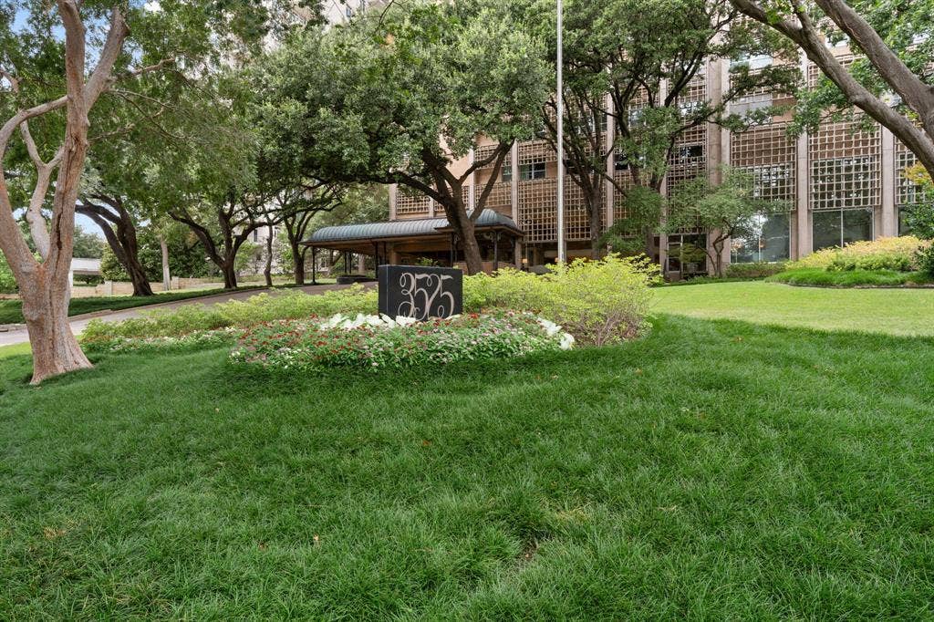 3525 Turtle Creek Boulevard, #12E, Dallas, TX 75219 3525 Turtle Creek Boulevard, #12E, Dallas, TX 75219