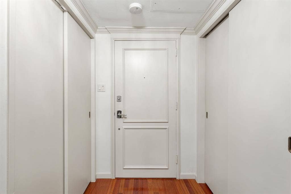 3525 Turtle Creek Boulevard, #12E, Dallas, TX 75219 Front Door