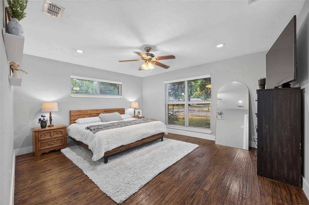 2502 Rochdale Street, Garland, TX 75040 2502 Rochdale Street, Garland, TX 75040