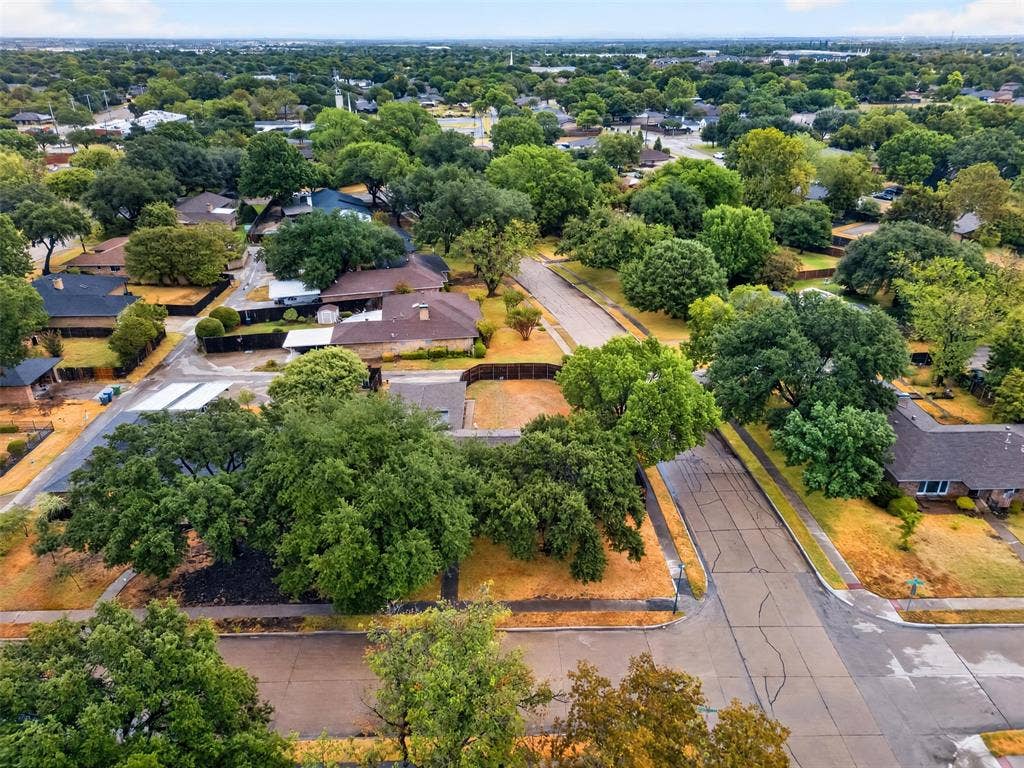 2502 Rochdale Street, Garland, TX 75040 2502 Rochdale Street, Garland, TX 75040