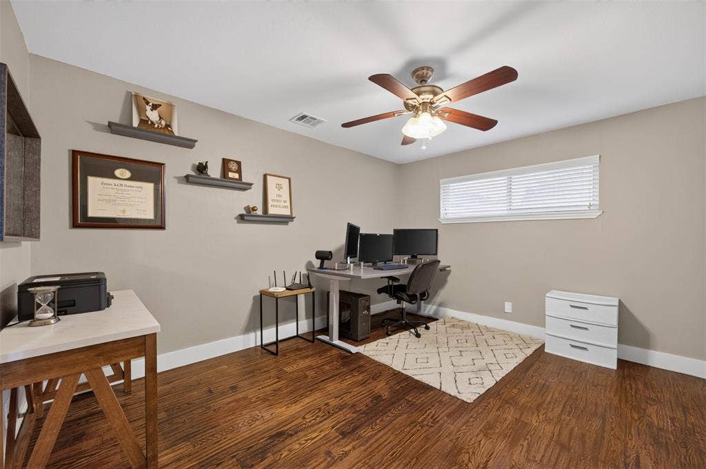 2502 Rochdale Street, Garland, TX 75040 2502 Rochdale Street, Garland, TX 75040