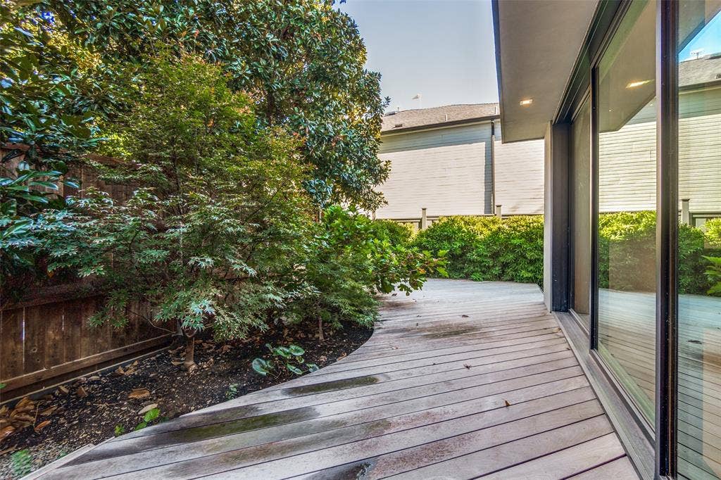 3515 Edgewater Street, Dallas, TX 75205 3515 Edgewater Street, Dallas, TX 75205