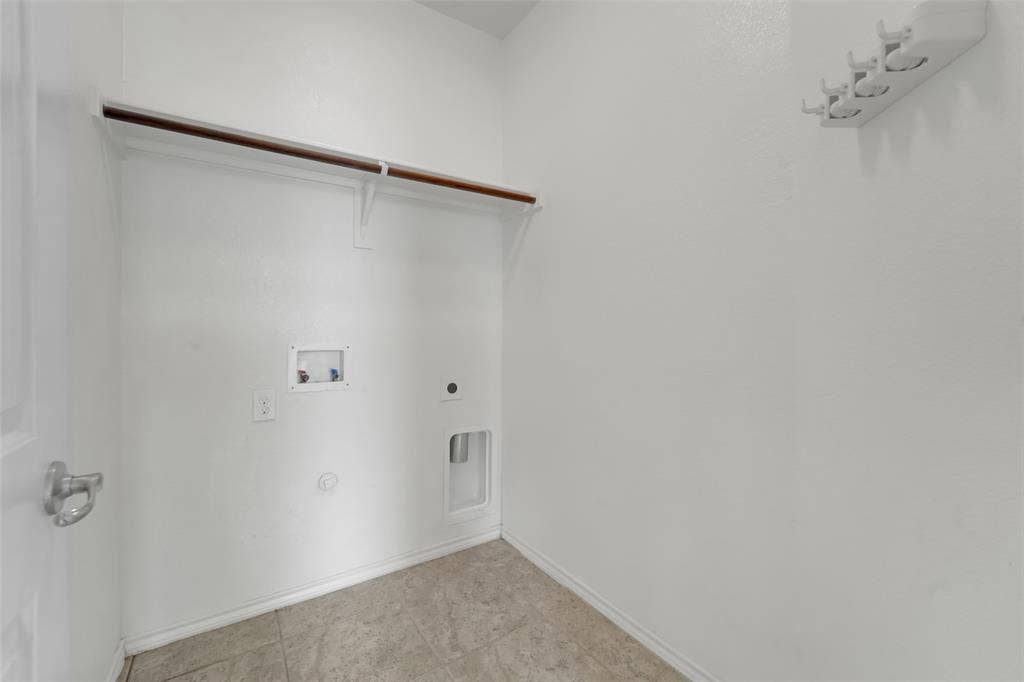 1836 Velarde Road, Fort Worth, TX 76131