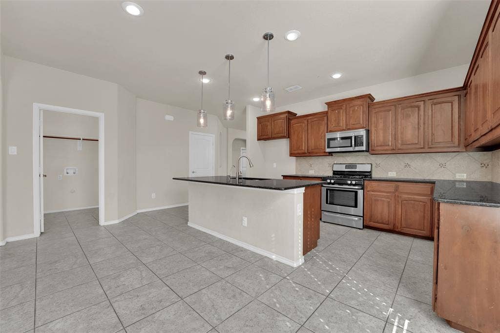 1836 Velarde Road, Fort Worth, TX 76131