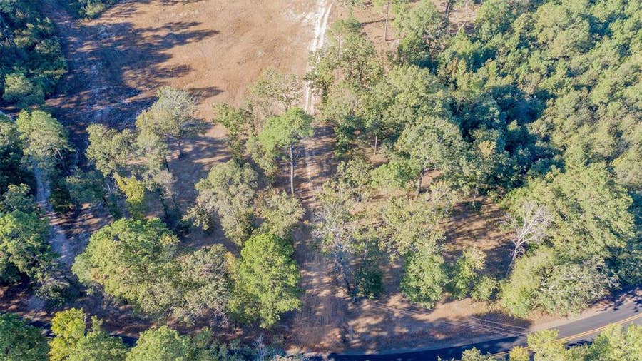 Property photo for 10737 Vivian Airport Road, Vivian, LA