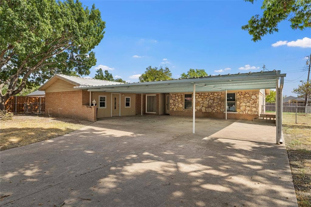 131 Ronwood, Woodway, TX 76712 131 Ronwood, Woodway, TX 76712