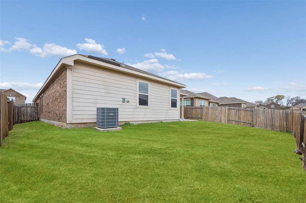1005 Princewood Drive, Denton, TX 76207 1005 Princewood Drive, Denton, TX 76207