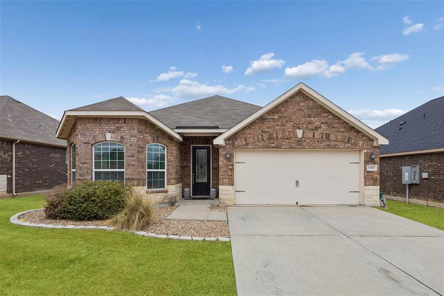 Property photo for 1005 Princewood Drive, Denton, TX